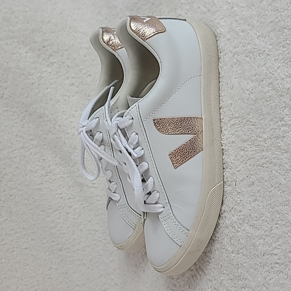 Veja ESPLAR LOGO LEATHER - WHITE / PLATINE 5 womens - Picture 2 of 7
